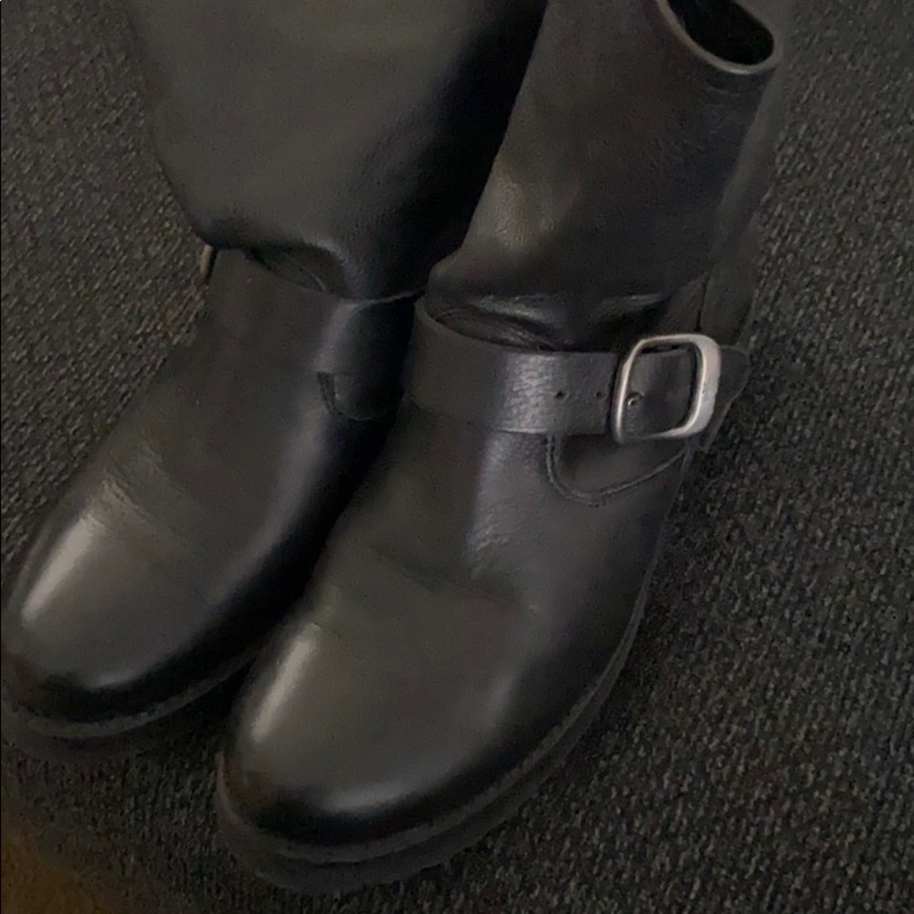 Frye Ladies Veronica Short Boot, Black, Size 8 - Picture 5 of 5